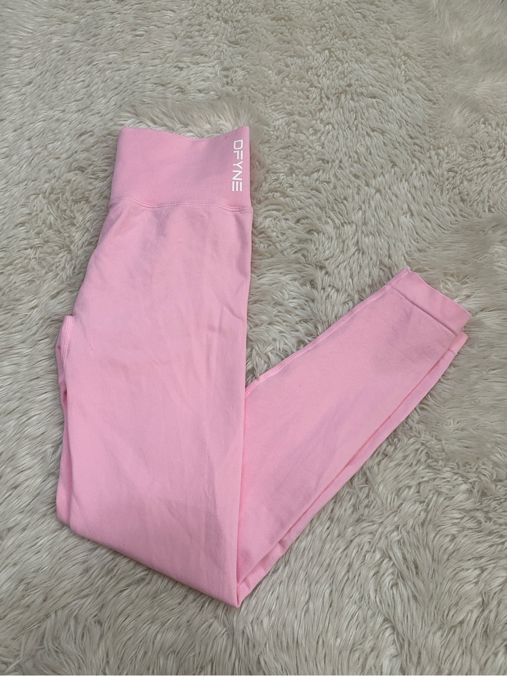 DFYNE High-Waist Pink Leggings
